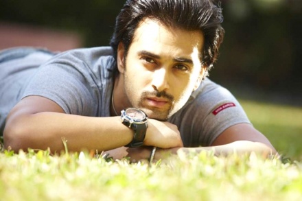 Pulkit Samrat, Rajkumar Rao signed for Dolly Ki Doli